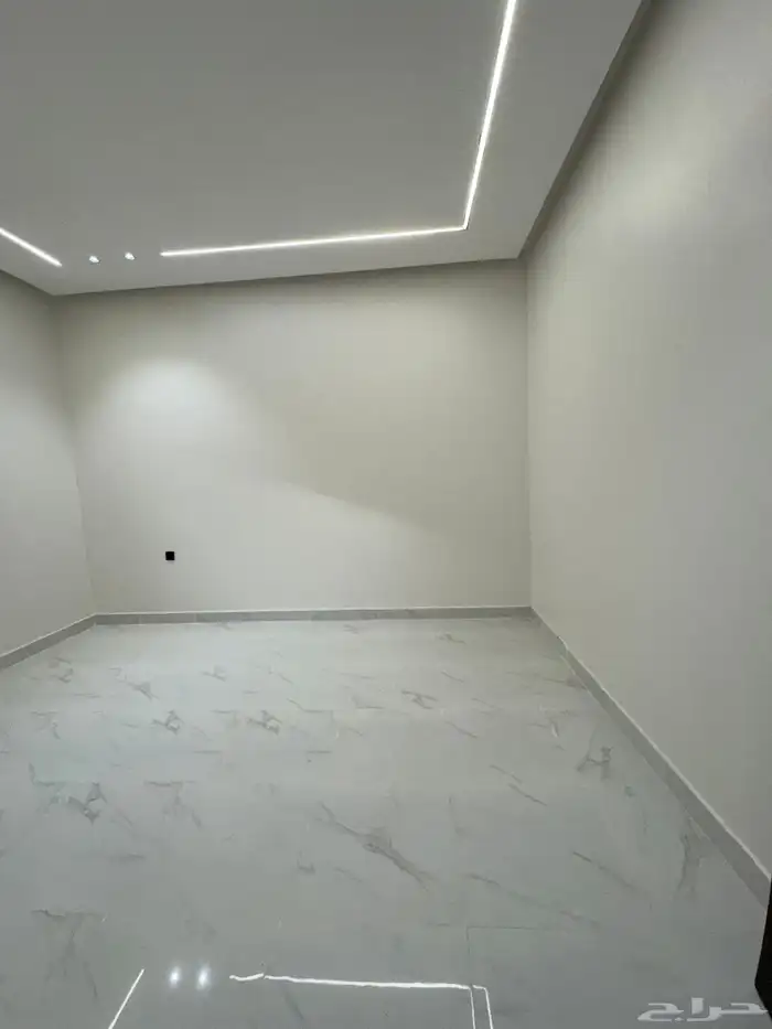 للبيع دور مكون من ( شقتين ) البيان 9