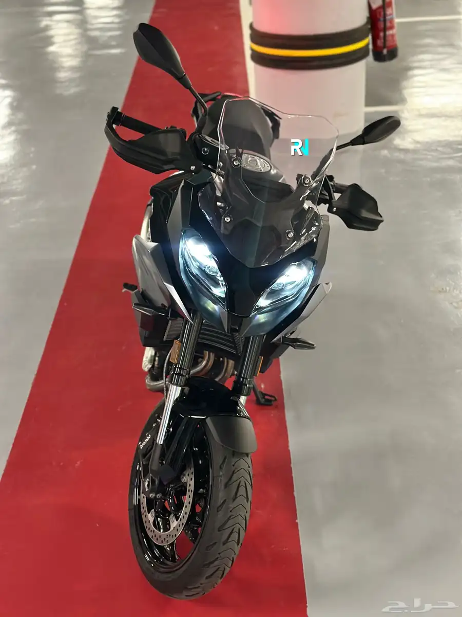 BMW F900 XR 3