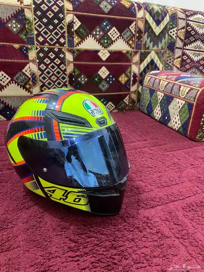 خوذه agv مقاس XL 1