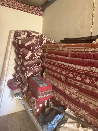 عواميد انارة حقت مخيم وجلسة ارضية ابو طير وجلسة كويتية 2