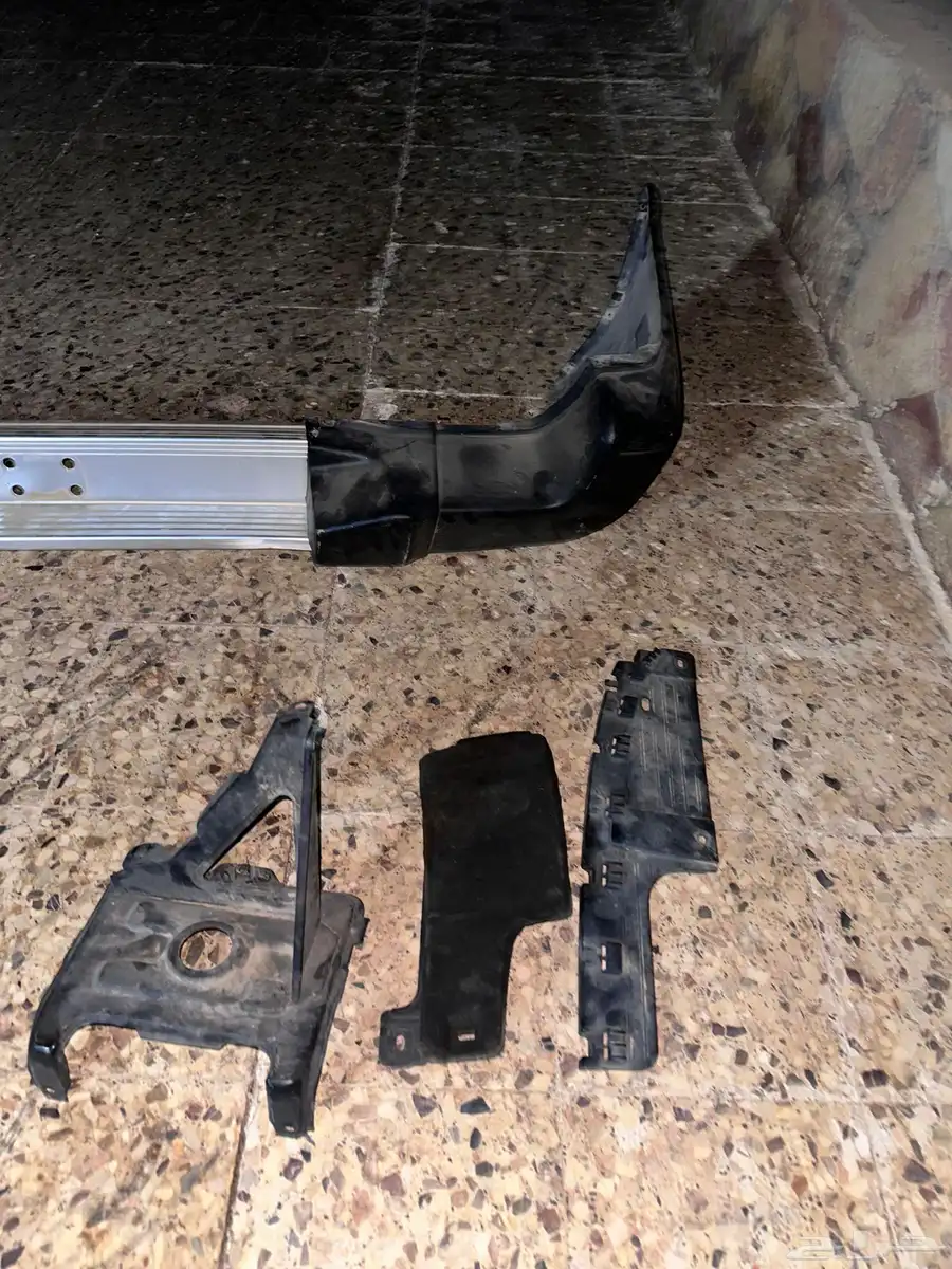 صدام خلفي نيسان باترول 3