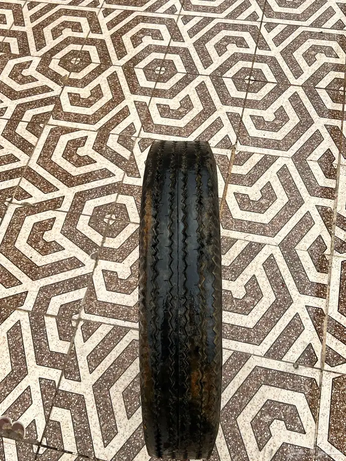 كفرات هايلوكس قديم 650R 14 1