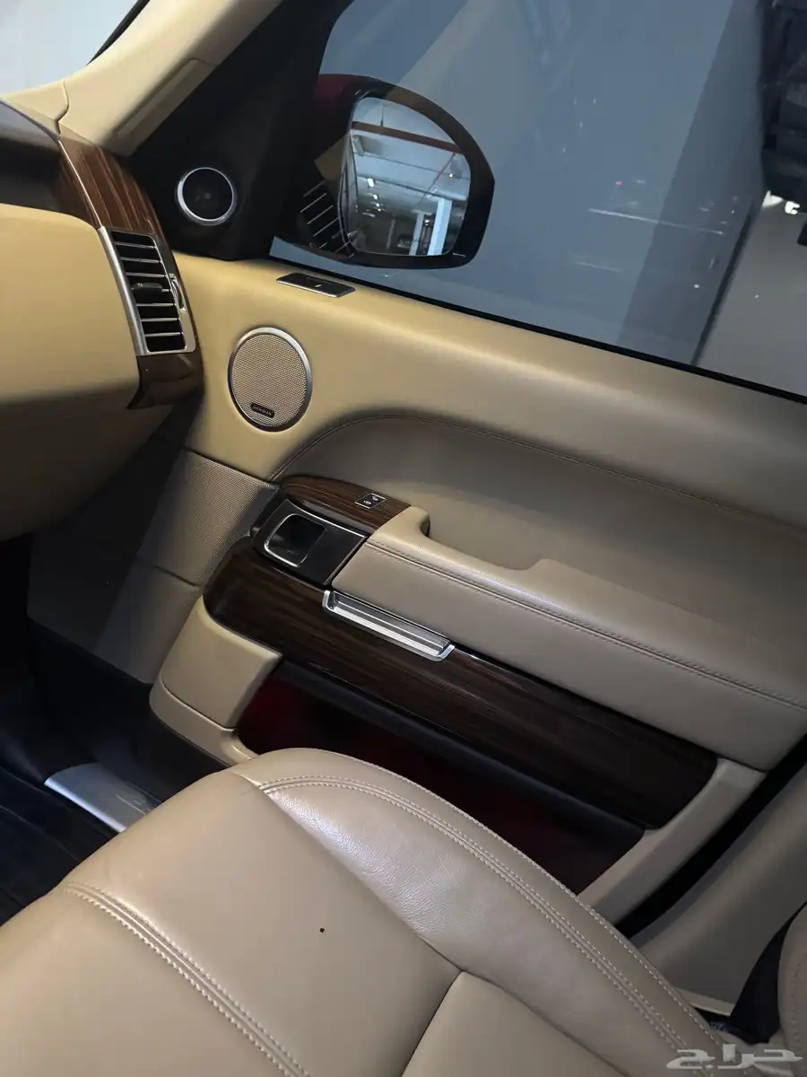 range rover 2016 الممشى 84 الف 7