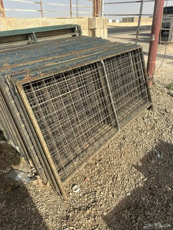 مخيمات ومستلزمات البر والحلال 11