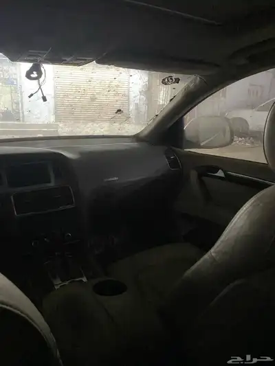 اودي Q7 6