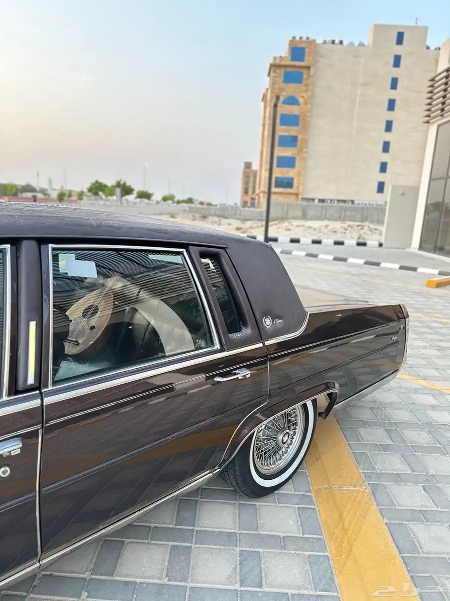 كاديلاك فيلتوود 53