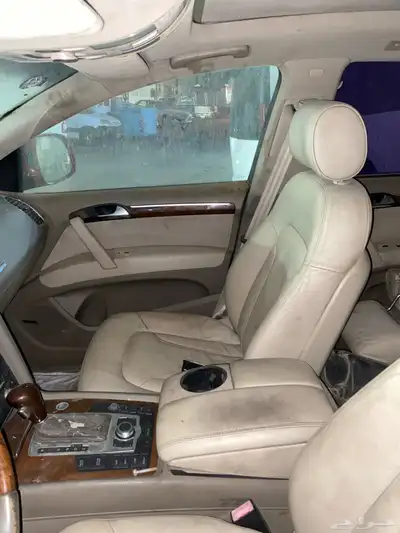 اودي Q7 4