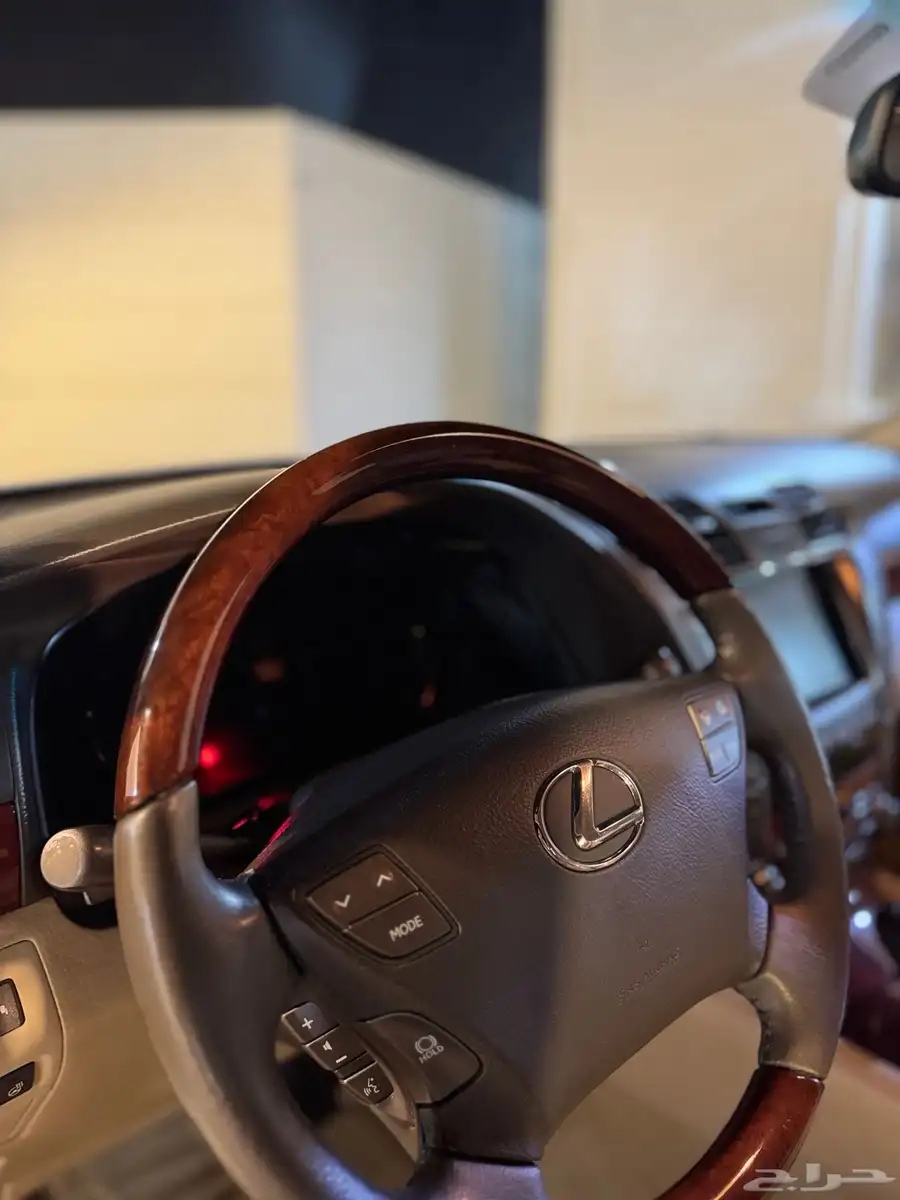 لكزس 460 LS شورت فل كامل 35