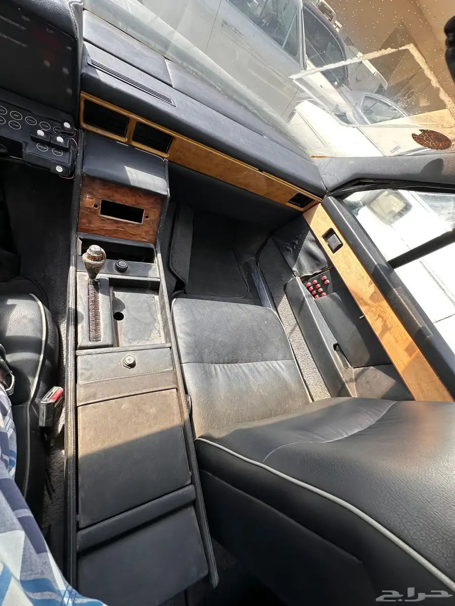 1981 Aston Martin Lagonda 15
