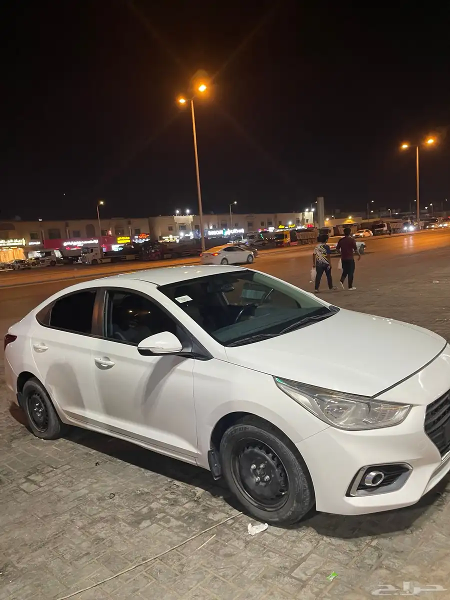 اكسنت 2019 أبيض 6