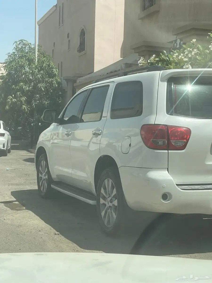 للبيع سكويا 2011 0