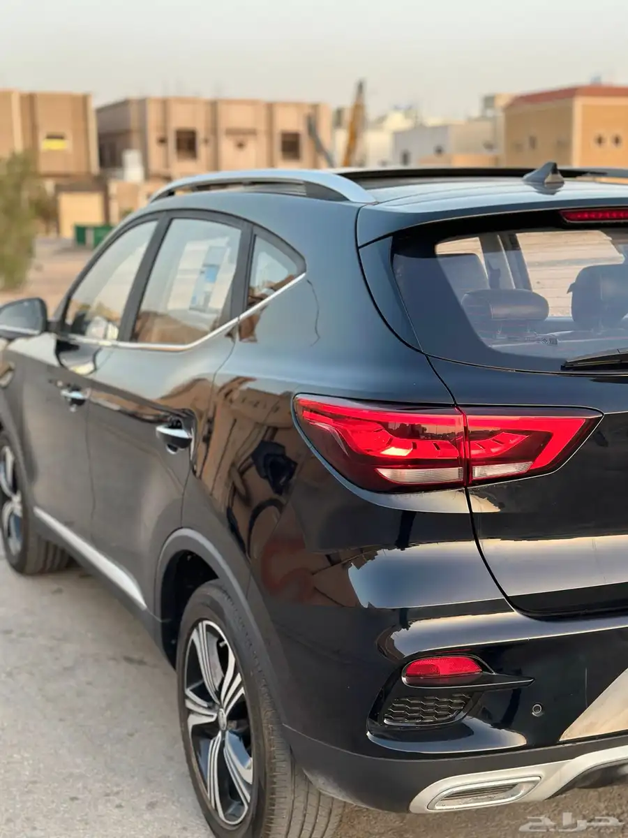 ام جي zs 4