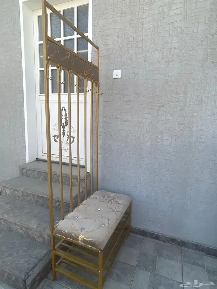 للبيع اغرض مستعمل بس شبيه الجديد 0