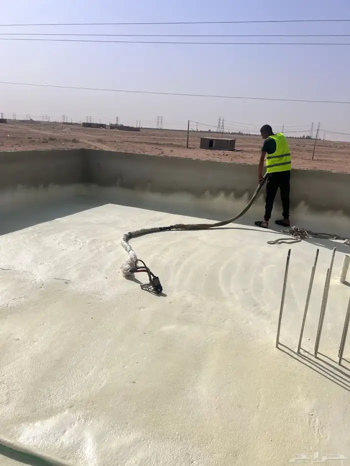 شركة عزل أسطح مائية و حراري بالقصيم فوم بولي يوريثان 4