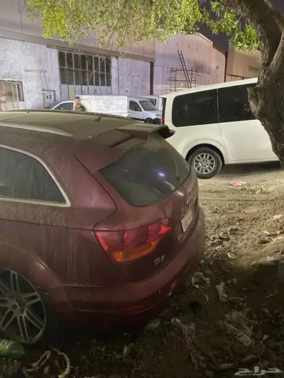 اودي Q7 9