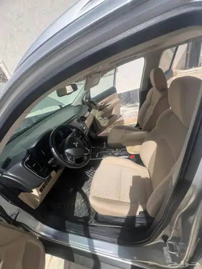 اوتلاندر 2020 12