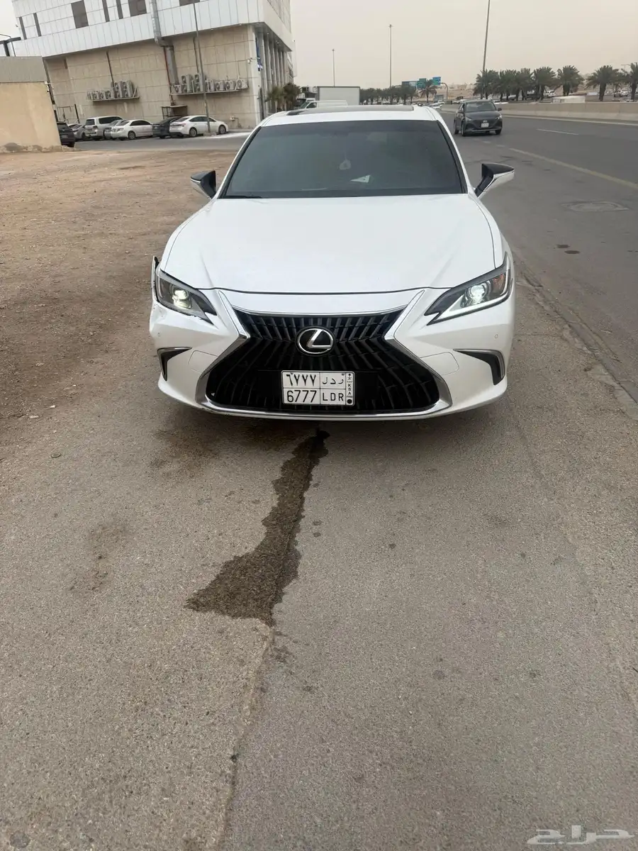 لكزس هايبرد 2023 0