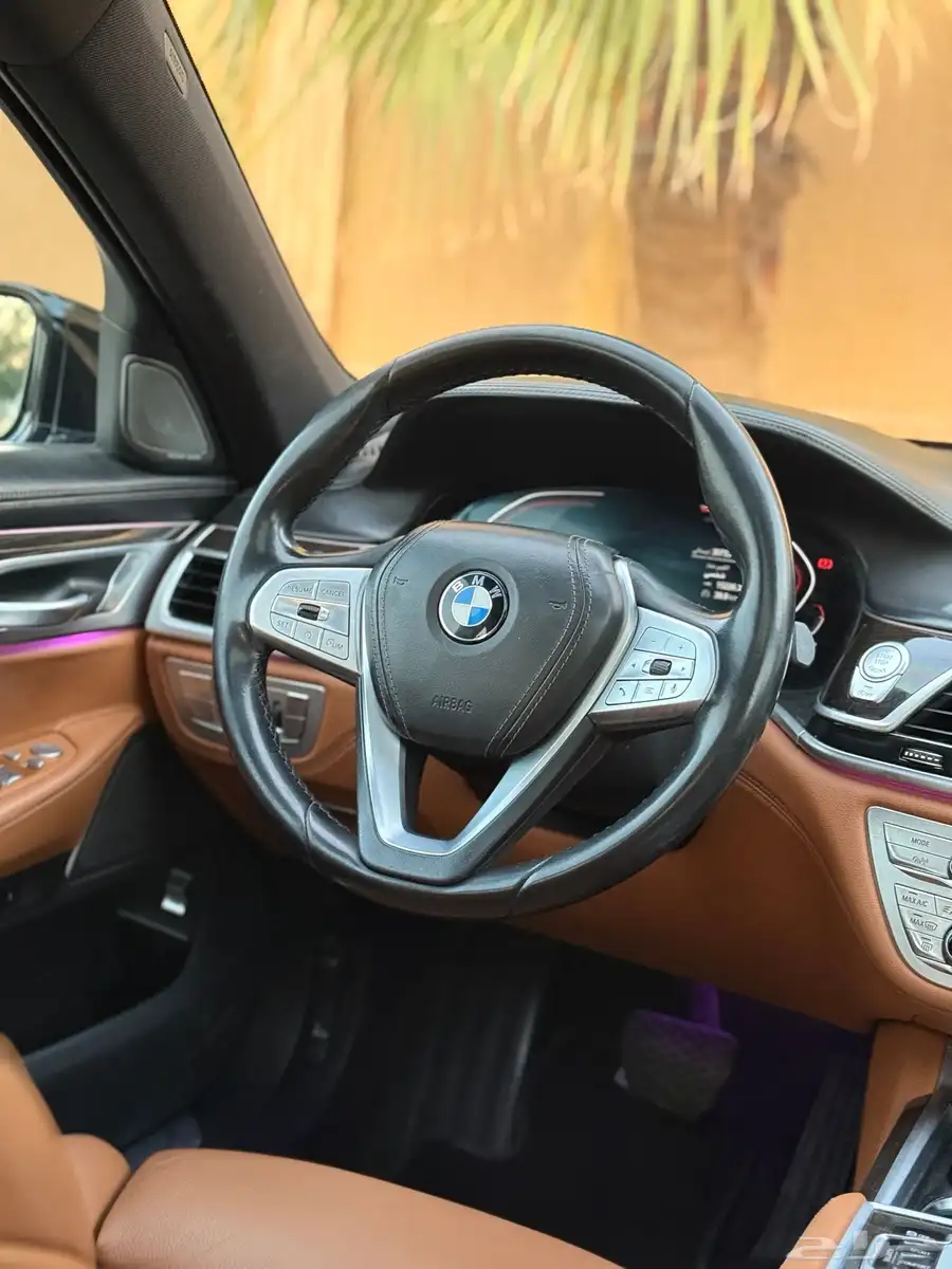 بي ام دبليو BMW Li730 موديل 2022 سعودي فل 31
