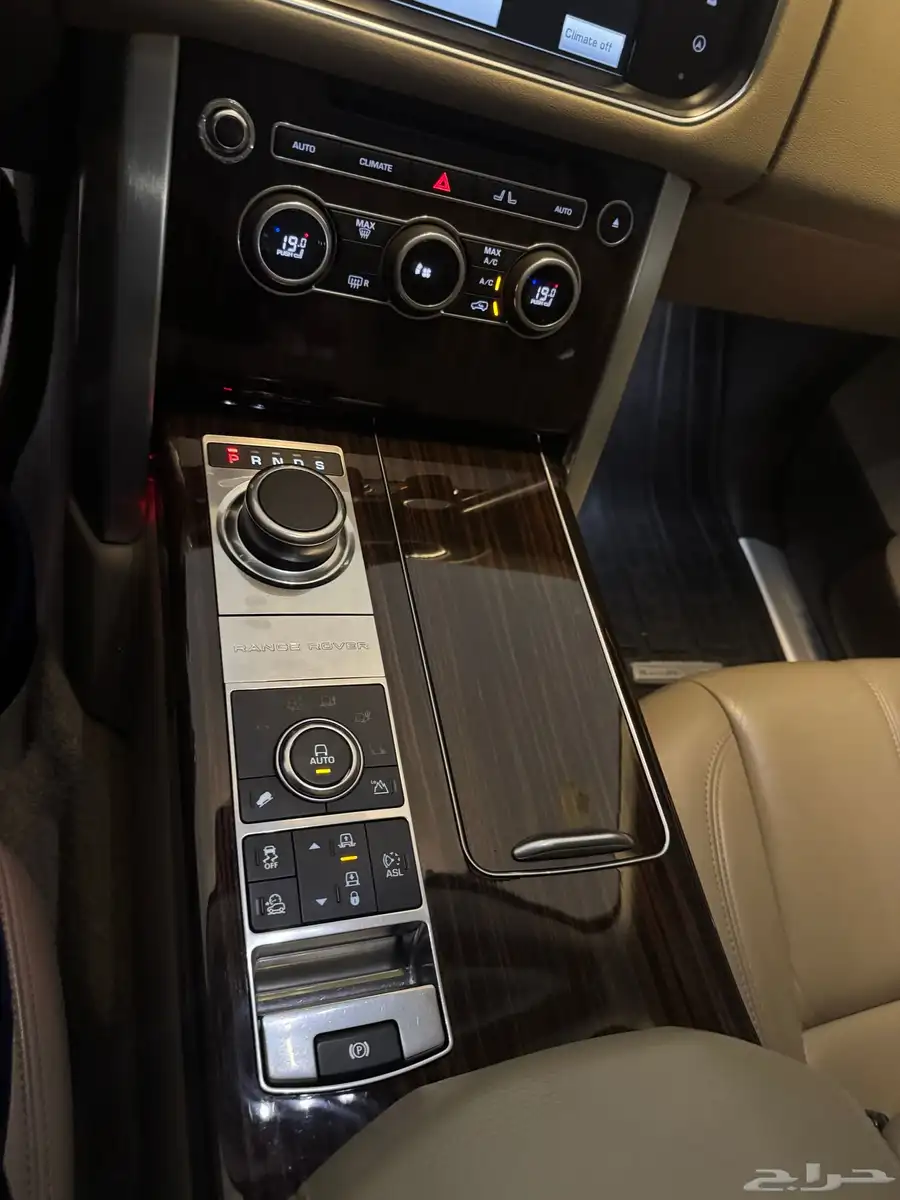 range rover 2016 الممشى 84 الف 4