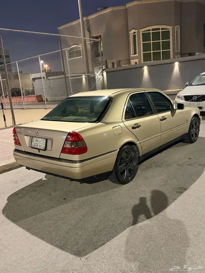 مرسيدس 1995 c220 للبيع 2