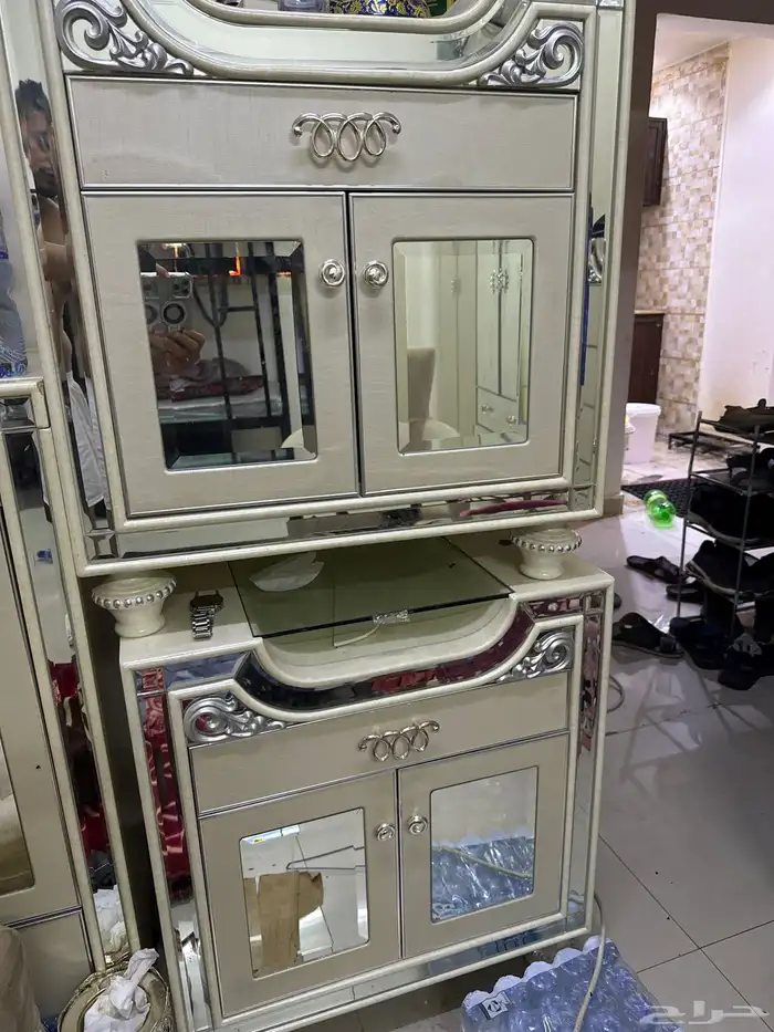 غرفة نوم مكونة من 9 قطع 5