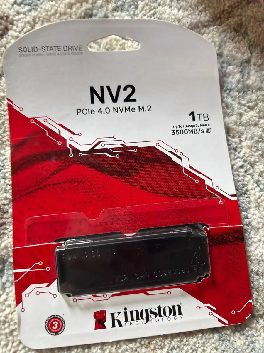 Kingston NV2 NVMe M.2 SSD - 1TB - PCIe4.0 0