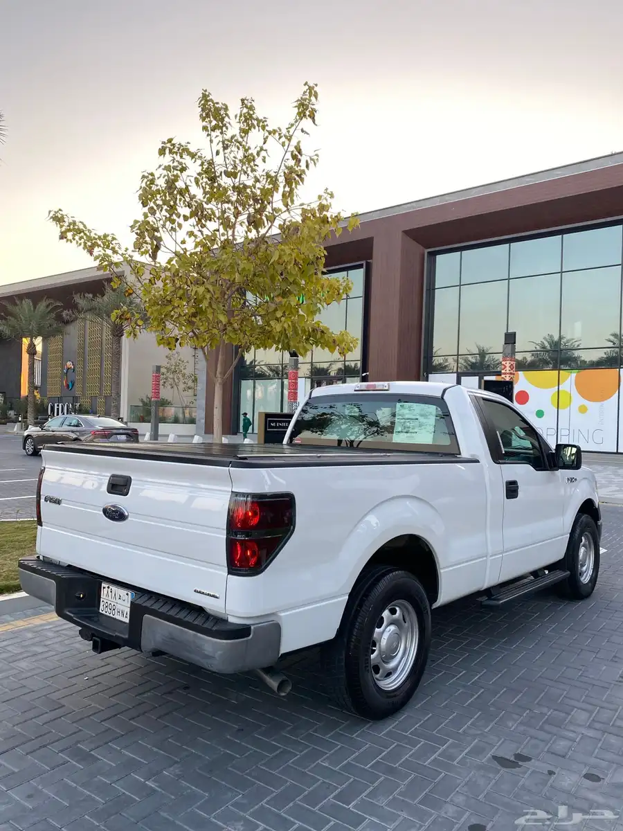 للبيع ونيت فورد F150 8 سلندر ( بدي وكالة ) 4