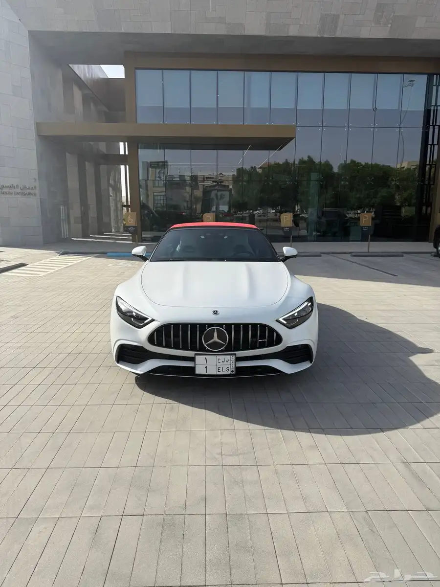 Mercedes AMG SL 43 Roadster 1