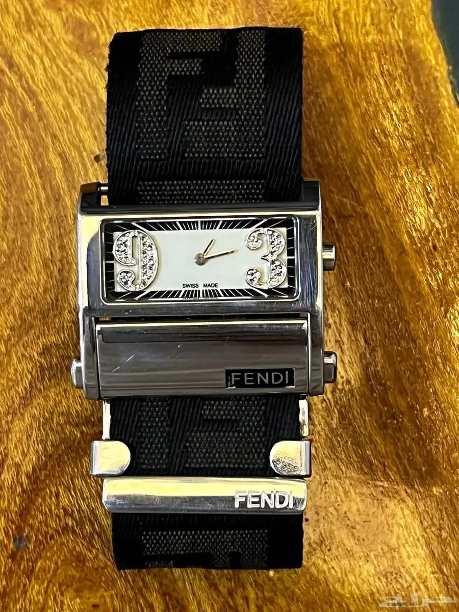 ساعه نسائية ماركه فندي الماس Fendi 0