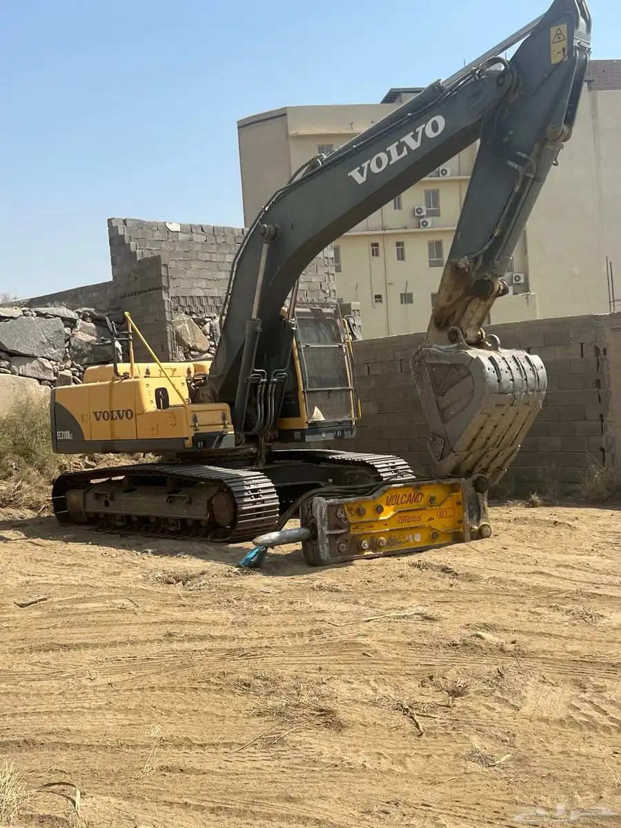 بكلين للايجار في ابها وخميس مشيط 0