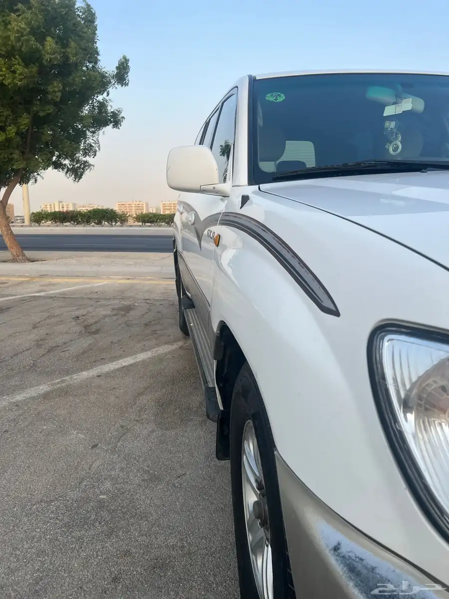لاندكروزر 2005 GXR قير عادي 2