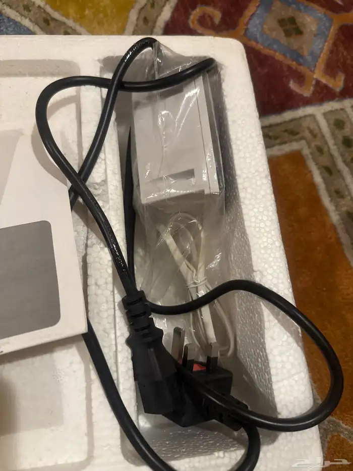 الة حاسبة فلوس جديدة بالكرتون استخدمت مرة وحدة فقط 3