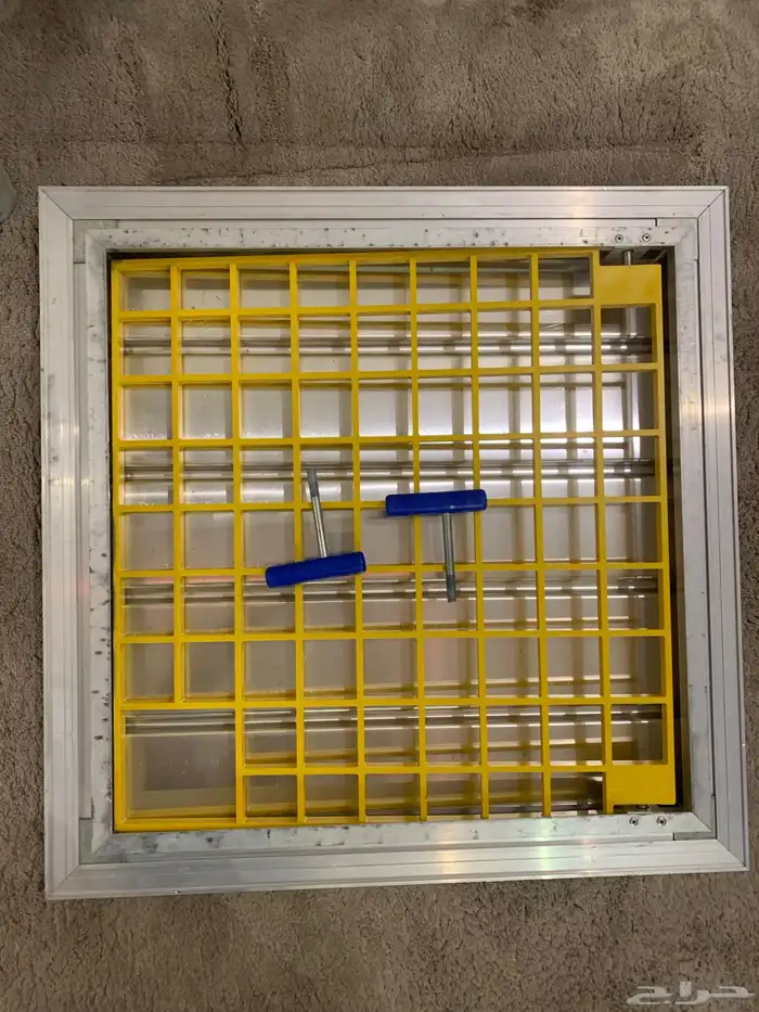 غطاء خزان أصلي وعادي للبيع 0