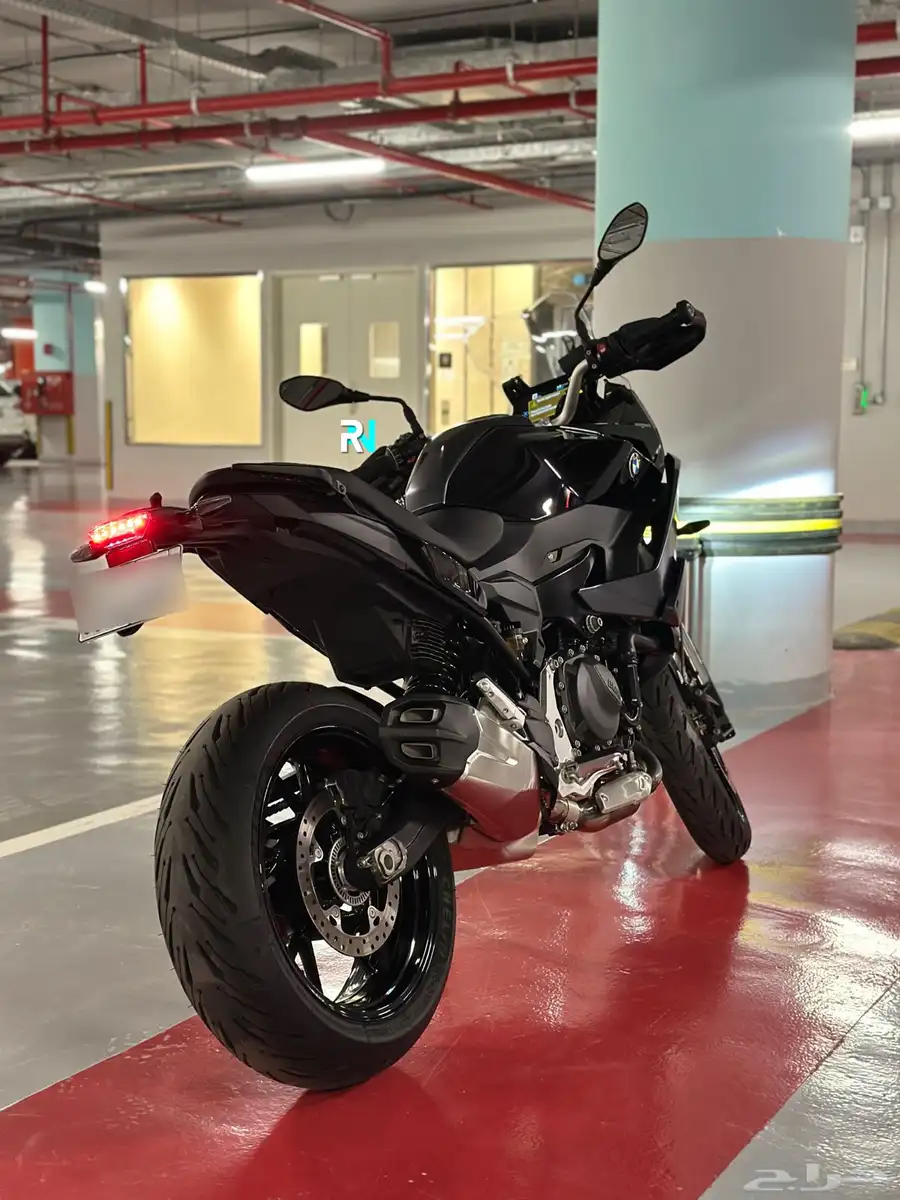 BMW F900 XR 6