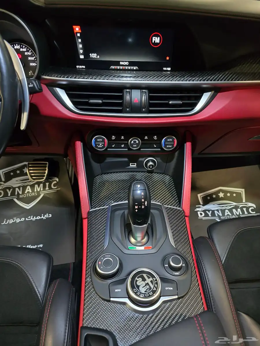 ألفا روميو ستلفيو 2020 Alfa Romeo Stelvio 20