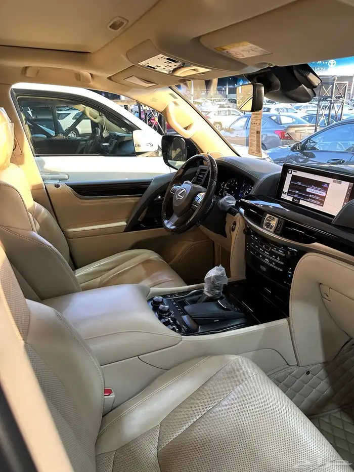لكسز 2019 Lx570 ممشى قليل 3