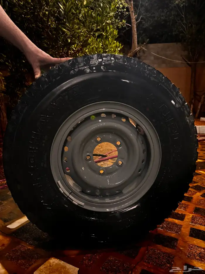 اسبير جيب ربع وكالة مع غطاء اسبير 1