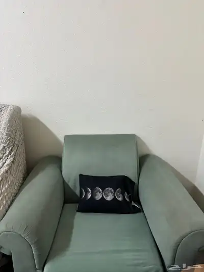 كنب نظيف على سوم 0