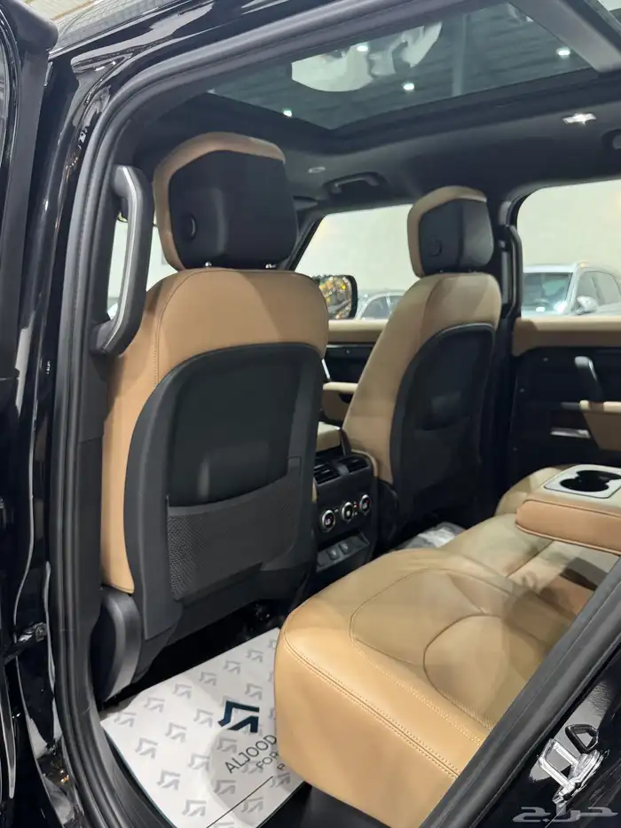 لاندروفر ديفندر HSE X-Dynamic P400 موديل 2025 جديد 9