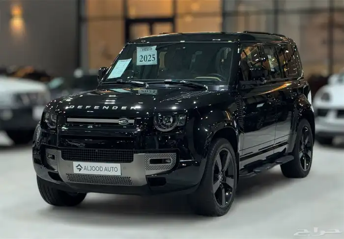 لاندروفر ديفندر HSE X-Dynamic P400 موديل 2025 جديد 2