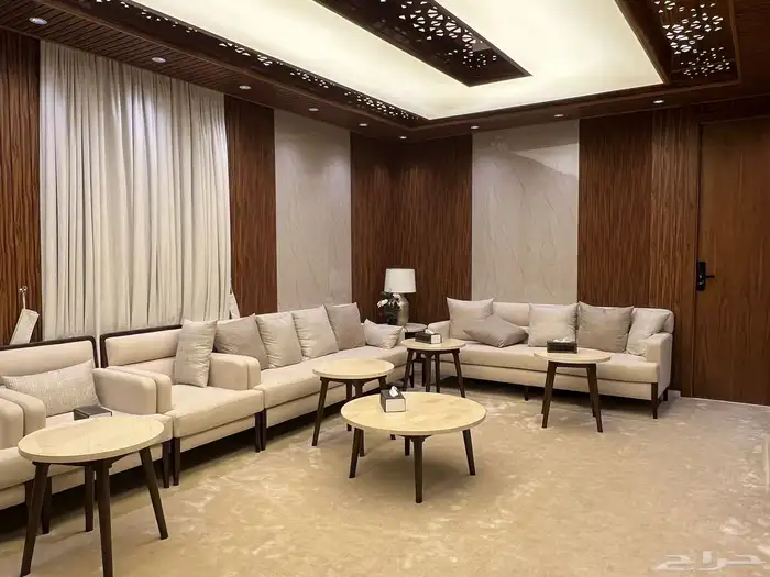 كرفان VVIP 10