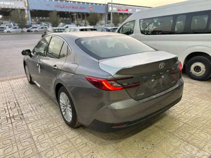 تويوتا كامري E-PLUS هايبرد 2025 3