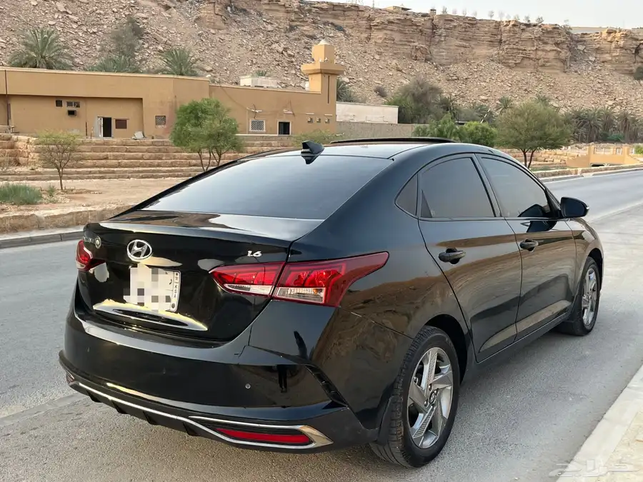 هونداي اكسنت 2022 فل كامل 1.6 10