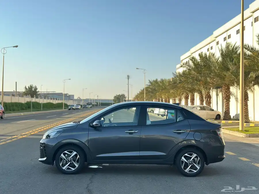 هيونداي اي تن 2024 فل كامل شبه جديدة 4