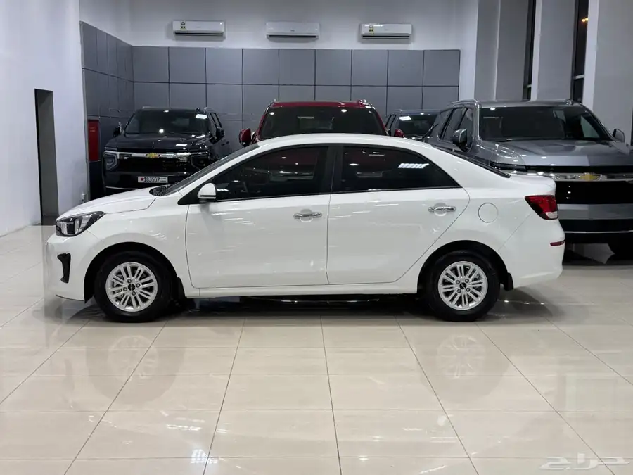 Kia Pegas 2025 (White) 1