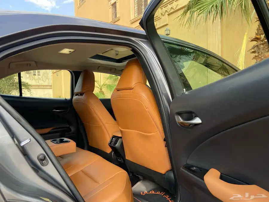 لكززس UX200 سعودي2022 19