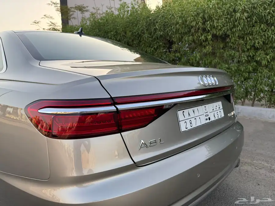 سيارة اودي A8L موديل 2018 10