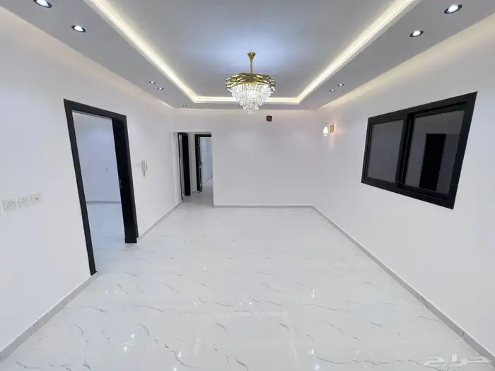 دور علوي مع سطح خاص موسس شقه شغل شخصي 300م للبيع بالدار 1