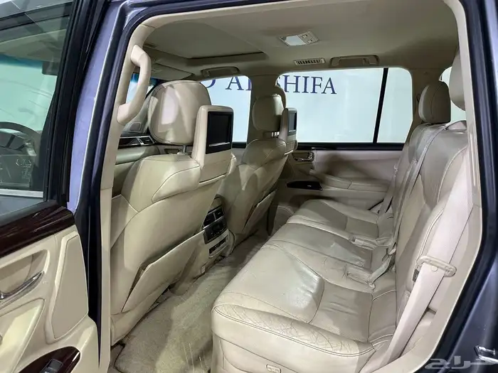 لكزس LX570 2014 DD سعودي 10
