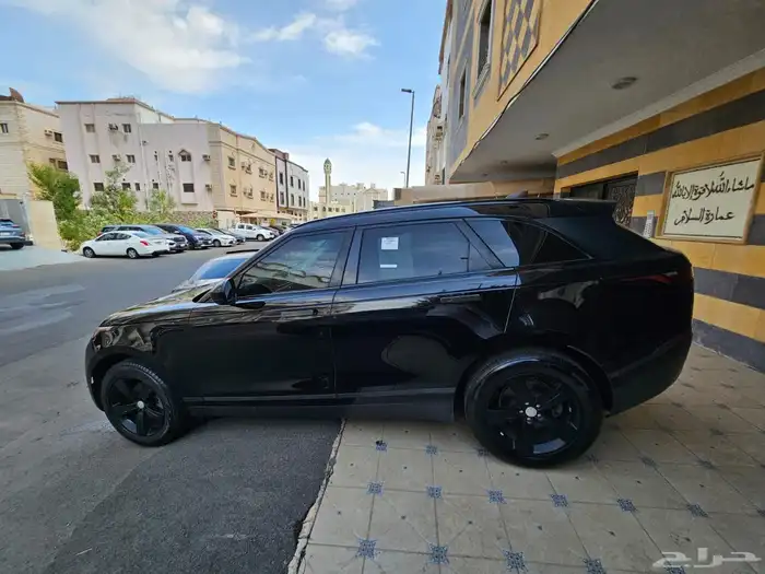 جنوط رانج روفر فالار طقم كامل مع كفرات 4